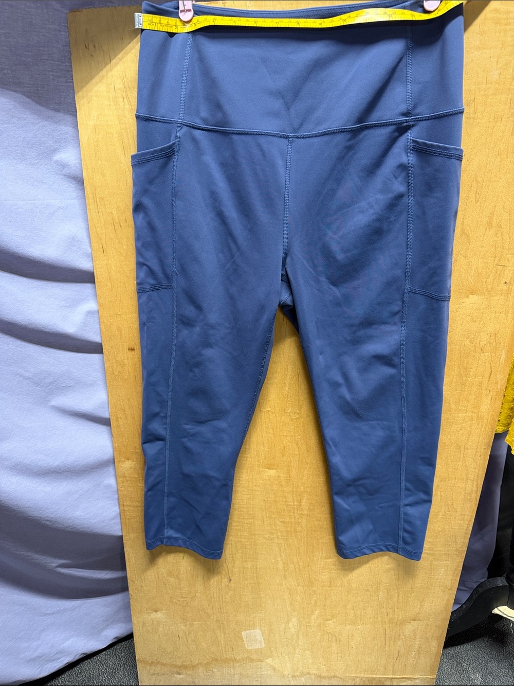 RBX Navy Capri Leggings with Side Pockets